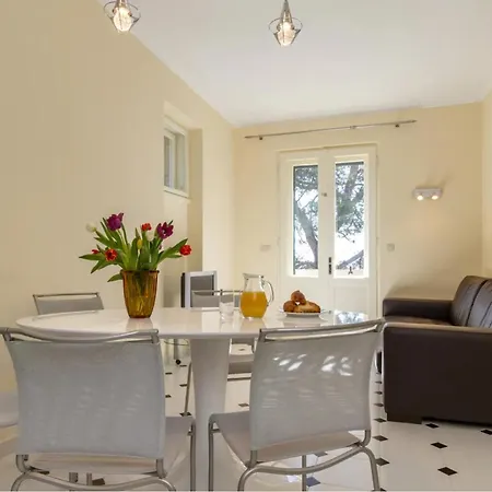 In Park Forest Marjan Apartman